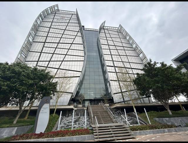 1,752M² OFFICE TO LET IN SANDTON CENTRAL